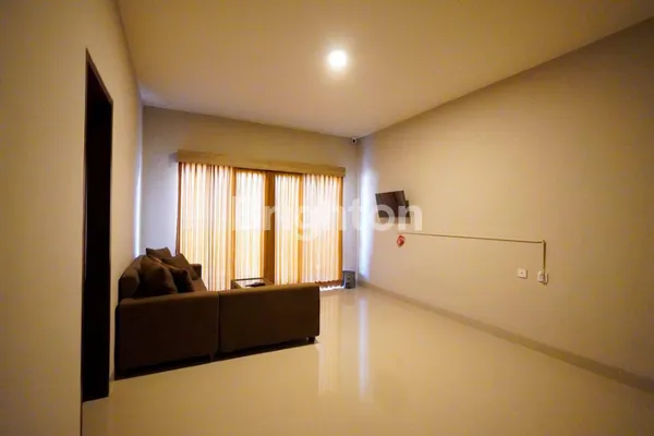 image DIJUAL RUMAH MINIMALIS 3 KAMAR LOKASI DEKAT PANTAI SANUR (5)