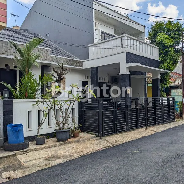 image RUMAH 2 LANTAI DALAM PERUMAHAN DAERAH KRANGGAN, BEKASI (1)