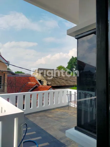 image RUMAH 2 LANTAI DALAM PERUMAHAN DAERAH KRANGGAN, BEKASI (2)