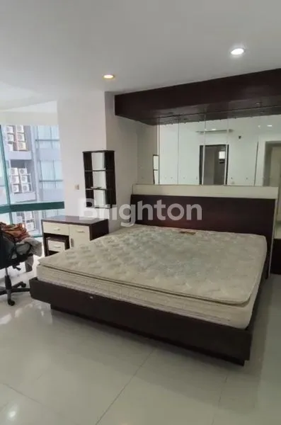 image APARTEMEN STRATEGIS TAMAN ANGGREK, SIAP HUNI & FURNISHED LENGKAP (4)