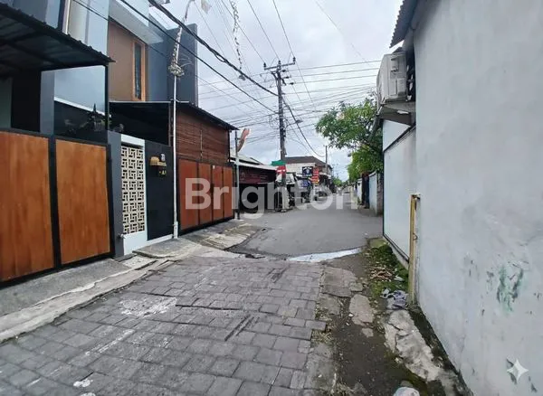 image RUMAH BARU SIAP HUNI 3 KAMAR DI AREA STRATEGIS DENPASAR BARAT (8)