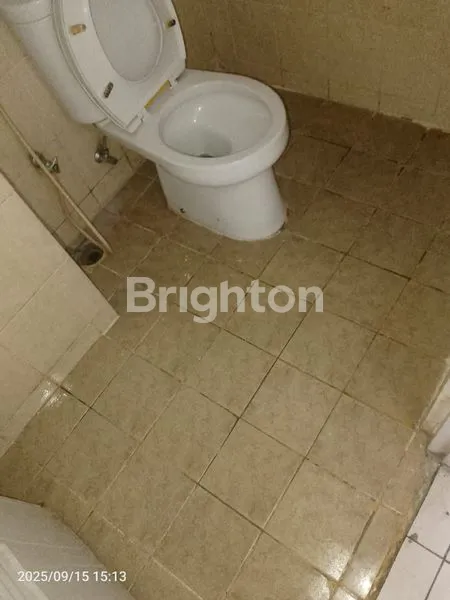 image RUKO 4 LANTAI STRATEGIS DI SUNTER GREEN LAKE (8)