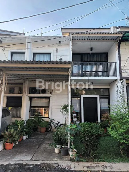 image RUMAH MODEREN DUA LANTAI BERGAYA AMERICAN CLASSIC (1)