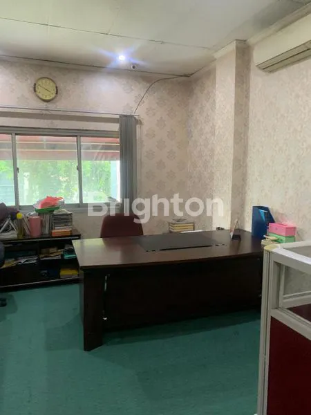 image RUKO EKSKLUSIF 3,5 LANTAI DI ARTERI PONDOK INDAH, SIAP HUNI (3)