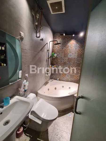 image RUMAH 2.5LANTAI BEKASI GREEN PARK RESIDENCE ROSEWOOD (7)