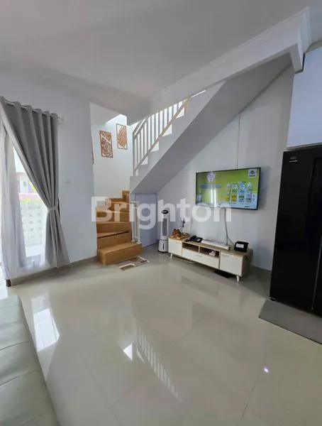 image FOR RENT LUXURY LIVING WITH SMART VALUE – RUMAH MODERN MINIMALIS FULL FURNISHED DI PUSAT KOTA DENPASAR (3)