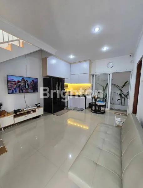 image FOR RENT LUXURY LIVING WITH SMART VALUE – RUMAH MODERN MINIMALIS FULL FURNISHED DI PUSAT KOTA DENPASAR (2)