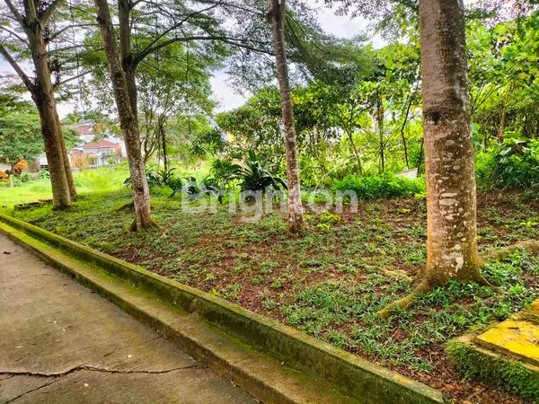 image LAHAN EKSKLUSIF 300M², SIAP BANGUN DI CITRALAND (1)