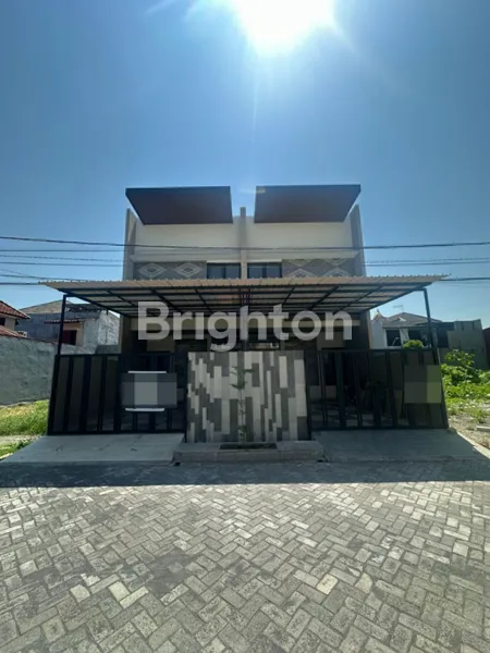 image RUMAH 2 LANTAI SIAP HUNI SIDOSERMO INDAH TERSEDIA 2 UNIT HARGA NEGO (1)