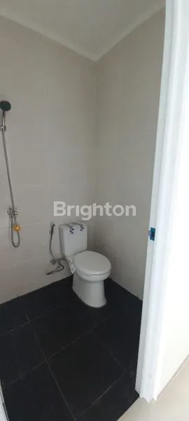 image RUMAH BARU SEPATAN ADA MEZAINE HALAMAN BELAKANG LUAS (4)