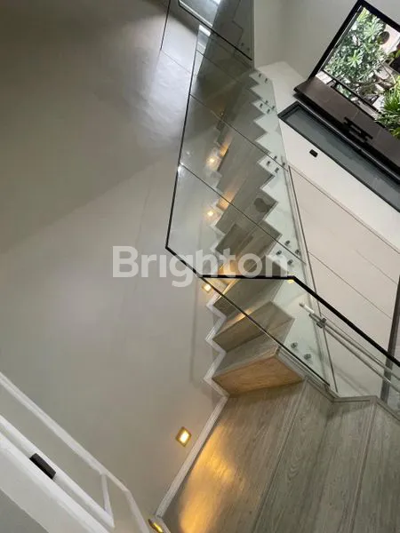 image RUMAH STRATEGIS ALAM SUTERA, 3+1 KT & DEKAT FASILITAS (6)