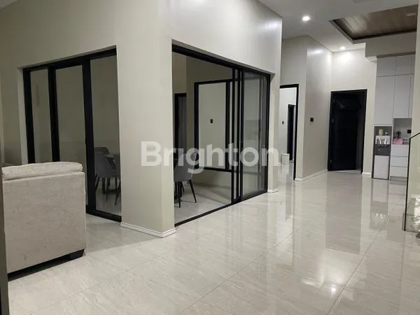 image RUMAH STRATEGIS ALAM SUTERA, 3+1 KT & DEKAT FASILITAS (1)