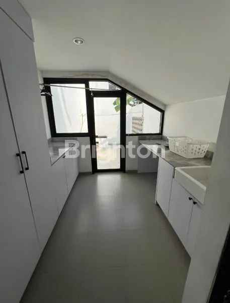 image JUAL RUMAH LUAS TANAH 1880 M² DI CIPUTAT TIMUR, 6 KT HARGA NEGO (4)
