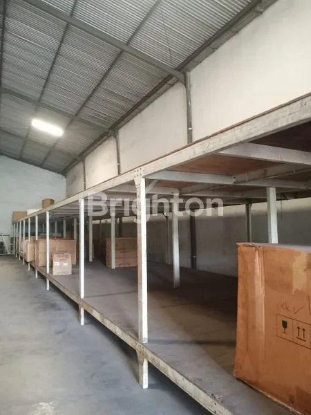 image GUDANG SIAP HUNI BEBAS BANJIR MARGOMULYO (3)