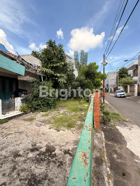 image RUMAH HITUNG TANAH STRATEGIS SELANGKAH MENUJU KUNINGAN RAYA JAKARTA SELATAN  (2)