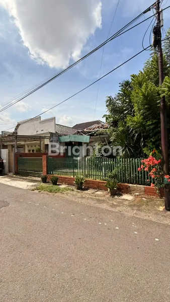 image RUMAH HITUNG TANAH STRATEGIS SELANGKAH MENUJU KUNINGAN RAYA JAKARTA SELATAN  (3)