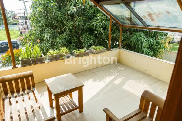 image RUMAH MEWAH WAHID HASYIM MEDAN  (8)