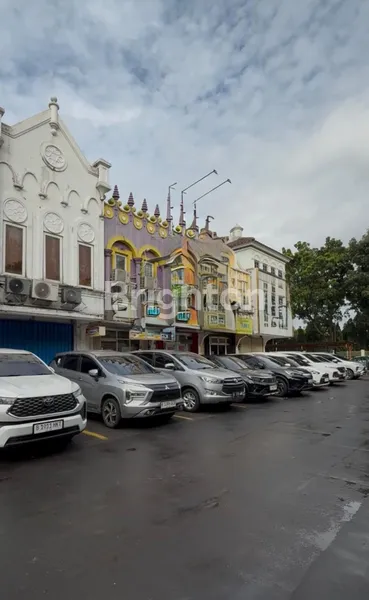 image RUKO LANGKA STRATEGIS PASAR MODERN BSD TANGERANG SELATAN  (1)