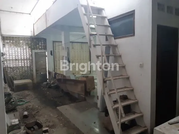 image RUMAH TENGAH KOTA SEMARANG DEKAT SIMPANG LIMA (8)