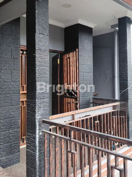 image RUMAH DUA LANTAI MODERN MINIMALIS CIBINONG (5)