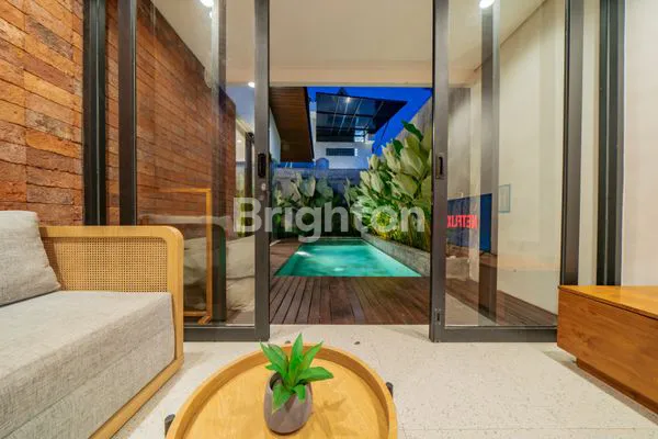 image 2BR MODERN DESIGNER VILLA WITH PRIVATE POOL UBUD (7)