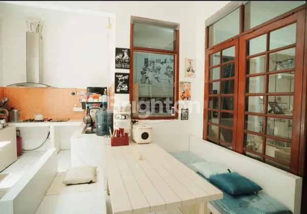 image RUMAH MODERN ESTETIC DI MARGACINTA (3)