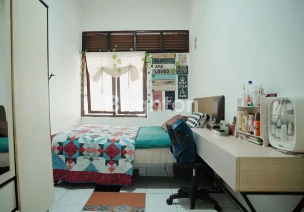 image RUMAH MODERN ESTETIC DI MARGACINTA (5)