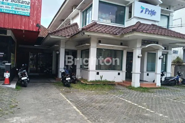 image RUMAH USAHA PREMIUM 2 LANTAI DI PUSAT KOTA YOGYAKARTA (3)