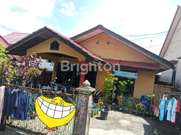 image RUMAH SIAP HUNI BELAKANG UNTRI (1)