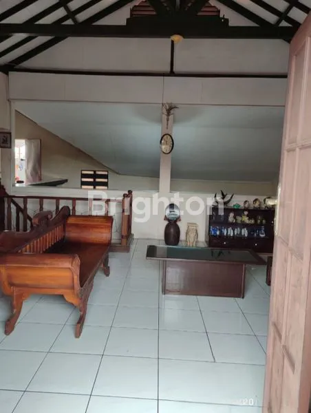 image RUMAH BESAR DAN LUAS DI BUMI MENTENG ASRI (2)