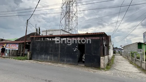 image JUAL RUMAH STRATEGIS PINGGIR PASAR KARYA WISATA, MEDAN JOHOR (1)