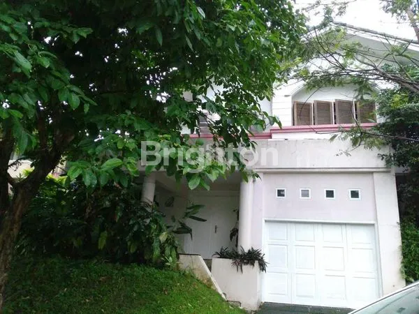 image RUMAH MEWAH 2 LANTAI SHM DI DANAU BOGOR RAYA (1)