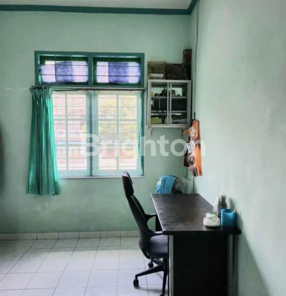 image RUMAH MODERN SIAP HUNI FULL FURNISH DI BALIKPAPAN BARU (6)