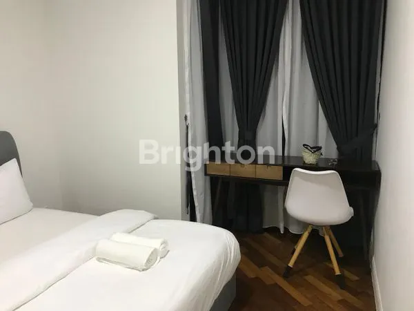 image APARTEMEN MEWAH LANTAI 20, FULLY FURNISHED DI GRAND MEDINI (3)