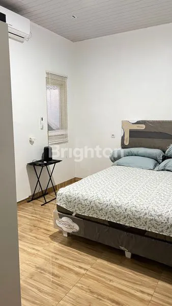 image RUMAH POJOK 2 LANTAI GRAND SURYA FULL FURNISH (2)