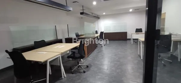 image RUMAH MEWAH SIAP HUNI DI PAKUBUWONO, LT 500M² (5)