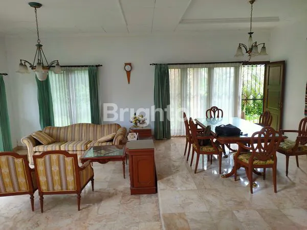 image RUMAH MEWAH 2 LANTAI SHM DI DANAU BOGOR RAYA (6)