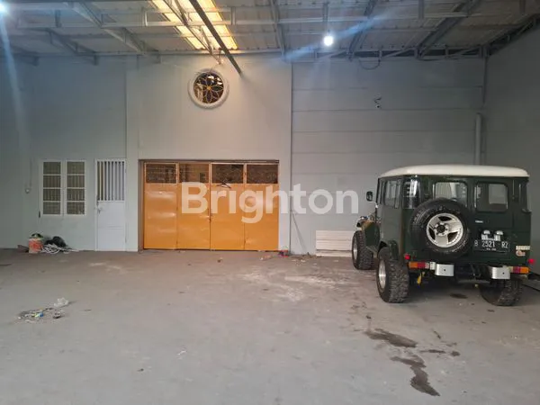 image GUDANG STRATEGIS CENGKARENG, AKSES TOL & MOBIL ENGKEL (2)