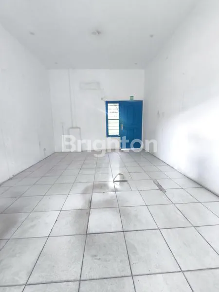 image GUDANG EKSKLUSIF DENGAN DERMAGA, SIAP PAKAI (3)