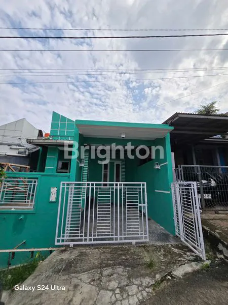 image RUMAH MODERN MINIMALIS SIAP HUNI DI DEPOK  (1)