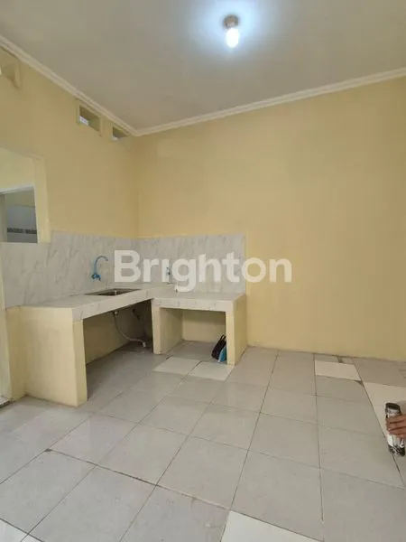 image RUMAH MODERN MINIMALIS SIAP HUNI DI DEPOK  (7)