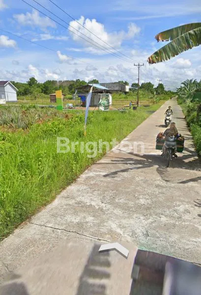 image LAHAN TANAH KOSONG CUKUP LUAS DI AREA PEMBANGUNAN KOMPLEK PERUMAHAN JALAN SUNGAI RAYA DALAM, KUBU RAYA (7)