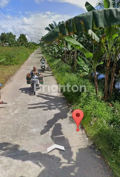 image LAHAN TANAH KOSONG CUKUP LUAS DI AREA PEMBANGUNAN KOMPLEK PERUMAHAN JALAN SUNGAI RAYA DALAM, KUBU RAYA (5)