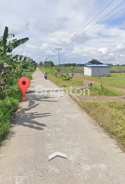 image LAHAN TANAH KOSONG CUKUP LUAS DI AREA PEMBANGUNAN KOMPLEK PERUMAHAN JALAN SUNGAI RAYA DALAM, KUBU RAYA (6)