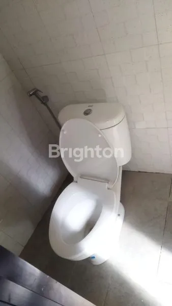 image RUKO 2 LANTAI DEKAT SEKOLAH DAN KAMPUS (8)