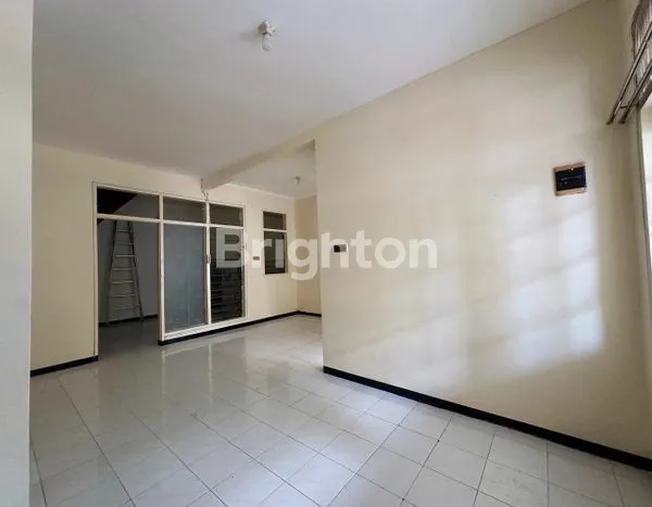 image RUMAH RUNGKUT MAPAN 2 LANTAI SHM (2)