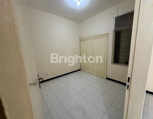 image RUMAH RUNGKUT MAPAN 2 LANTAI SHM (3)