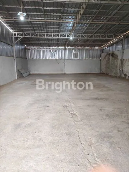 image GUDANG MURAH DEKAT KAWASAN INDUSTRI CANDI SEMARANG BARAT  (3)