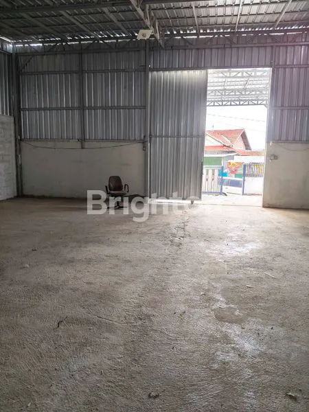 image GUDANG MURAH DEKAT KAWASAN INDUSTRI CANDI SEMARANG BARAT  (2)