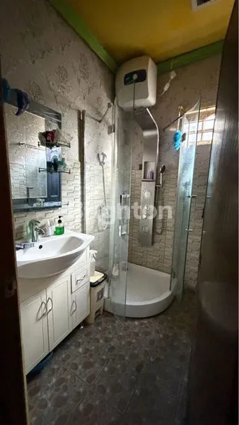 image RUMAH DI JUAL LOKASI STRATEGIS PINGGIR JALAN  (6)